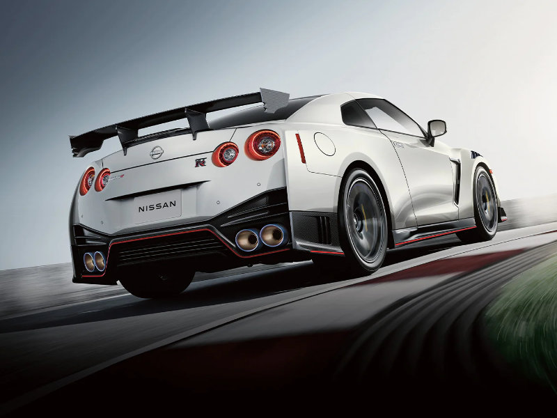 Nissan dealership serving Staten Island NY - 2023 Nissan GT-R