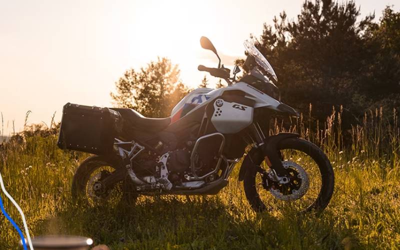 2024 BMW F 900 GS Adventure near Baltimore, MD - Features