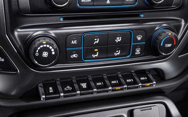 Midland, TX - 2024 Chevrolet Silverado 5500 HD's Interior