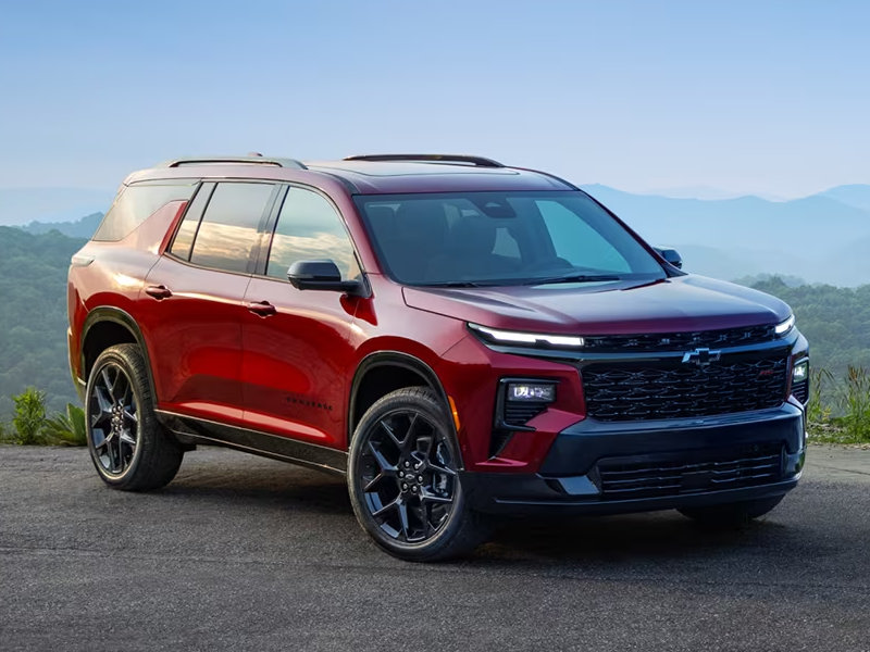 Introducing the 2024 Chevrolet Traverse Spotlight on the Z71 and RS