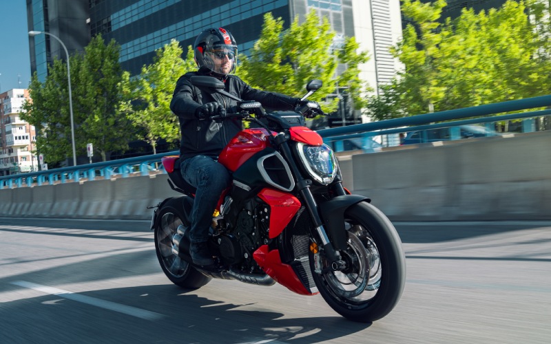 Baltimore, MD - 2025 Ducati Diavel V4's Interior