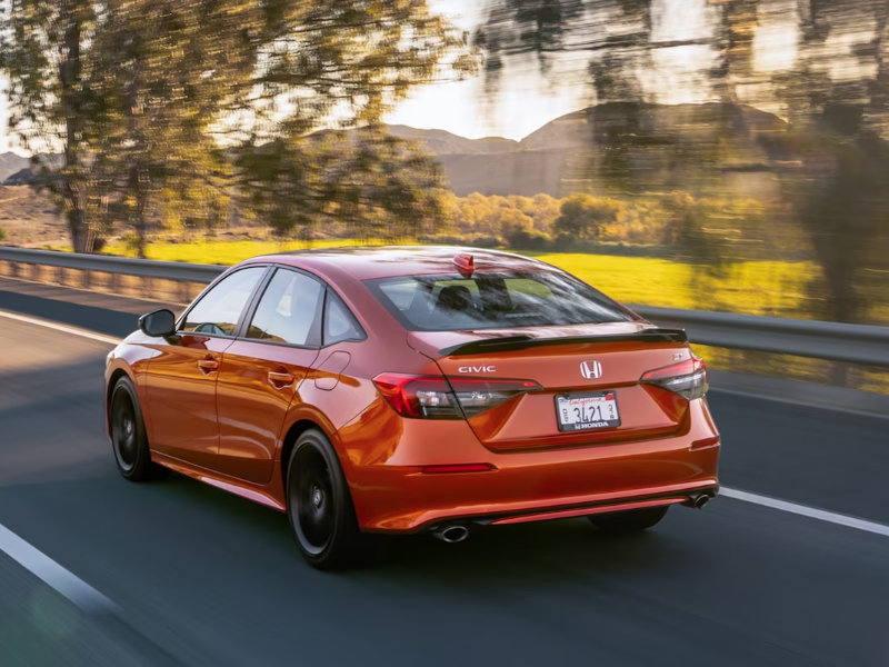 Winter Honda - The 2024 Honda Civic Si stands out from the pack near Antioch CA