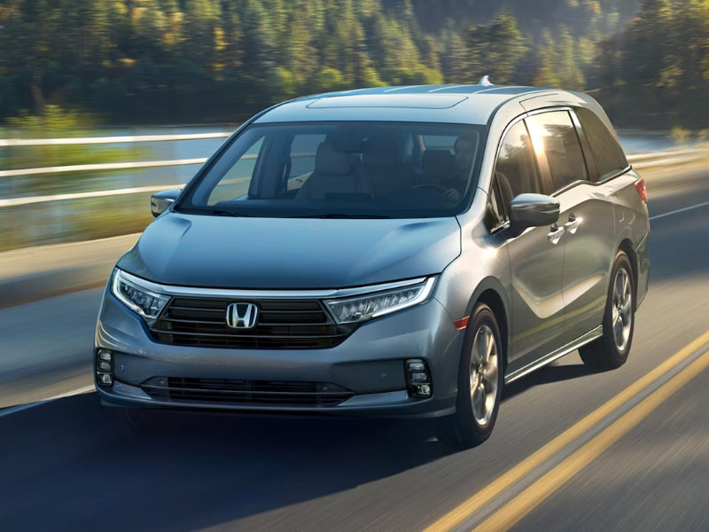 Brad Deery Honda - The 2024 Honda Odyssey is ideal for families near Burlington IA