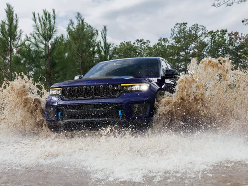 Baton Rouge LA - 2024 Jeep Grand Cherokee's Exterior