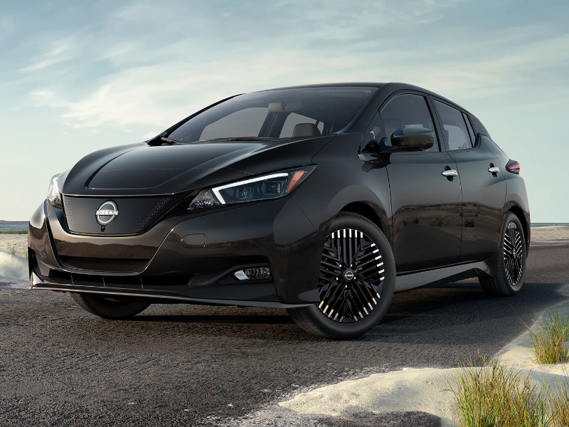 The 2024 Nissan LEAF is the prefect mix between efficiency and