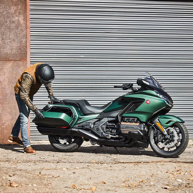 Topeka KS - 2024 Honda Gold Wing's Trim