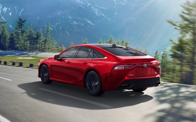 Pueblo, CO - 2024 Toyota Mirai's Exterior