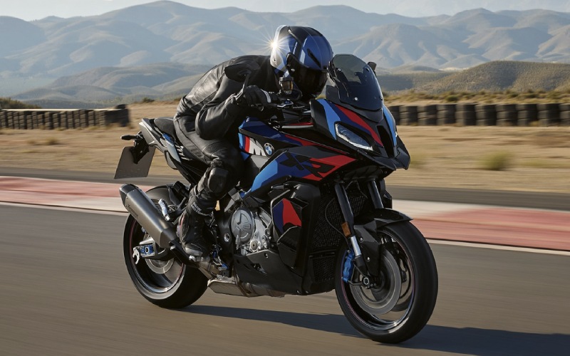 Bob’s Motorcycles: The ONLY BMW Motorrad Authorized Dealer in Maryland - 2025 BMW M 1000 XR