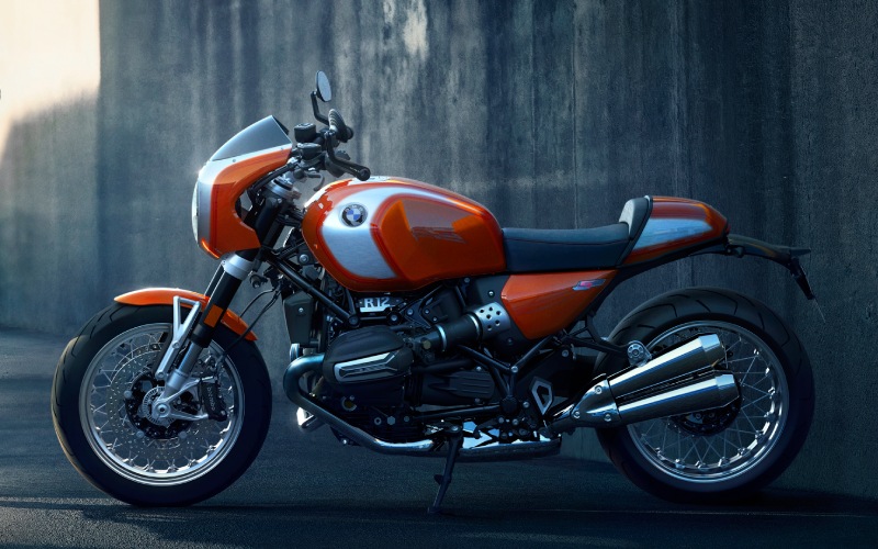 2025 BMW R 12 S near Columbia, MD - Features