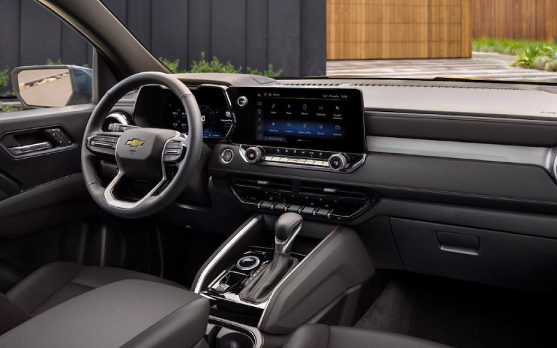 Austin, TX - 2025 Chevrolet Colorado