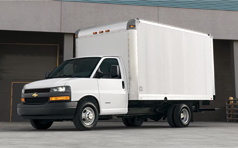Hamburg, PA - 2025 Chevrolet Express Cutaway 3500's Exterior Hamburg, PA - 2025 Chevrolet Express Cutaway 3500's Exterior