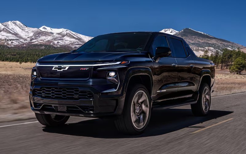 2025 Chevrolet Silverado EV near North Miami, FL