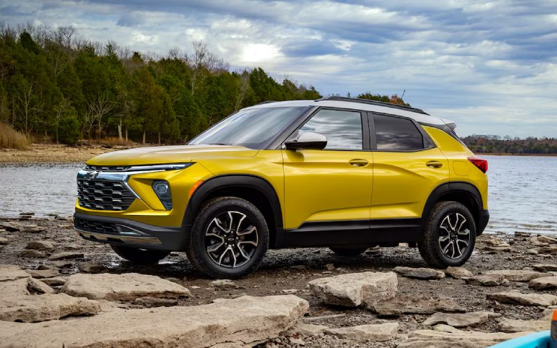 2025 Chevrolet Trailblazer near Quad Cities Brad Deery Motors