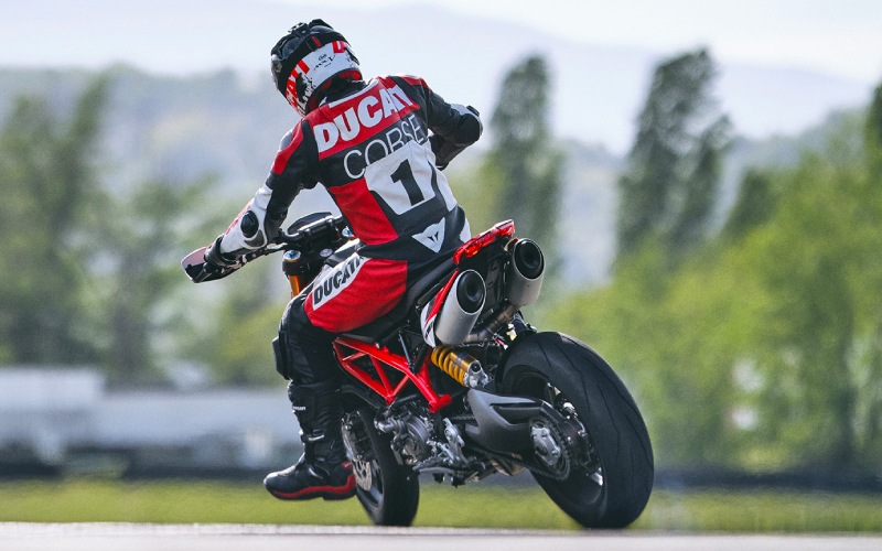 2025 Ducati Hypermotard 950 near Washington, D.C. - Trims