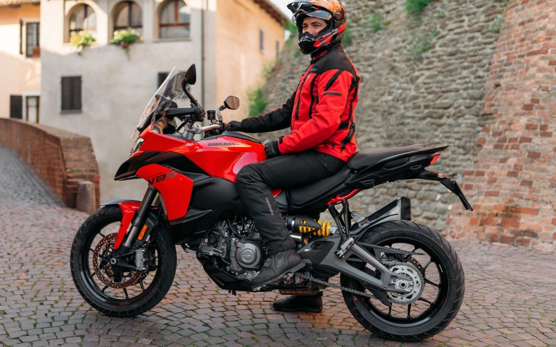 2025 Ducati Multistrada V2 near Washington, D.C. - Trims