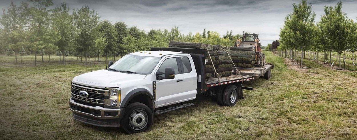 2025 Ford Chassis Cab F-350 XL near South San Antonio, TX