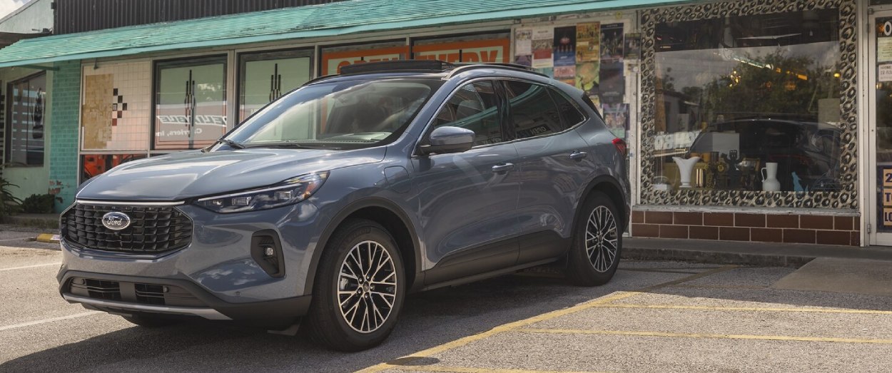 Hybrid Buying Guide near Fort Carson, CO: How to Choose the Right Fuel-Saving Pre-Owned Vehicle