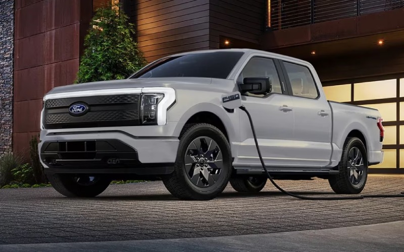 Discover the New 2025 Ford F-150® Lightning® near South San Antonio, TX
