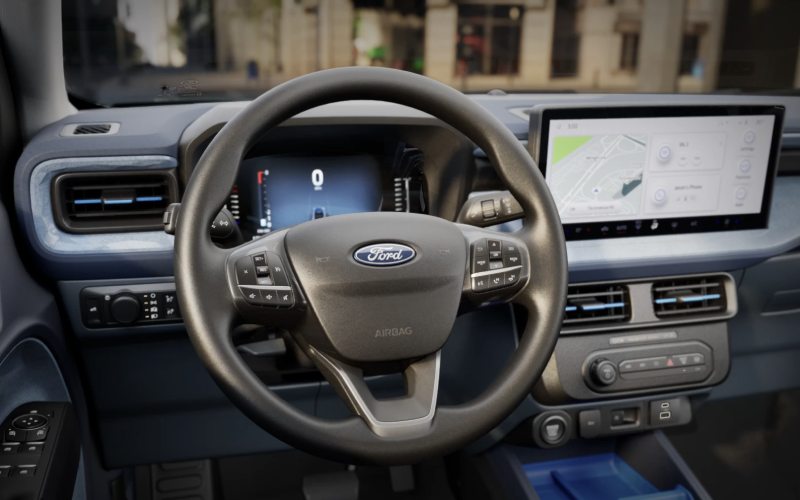 2025 Ford Maverick Lariat photo 3
