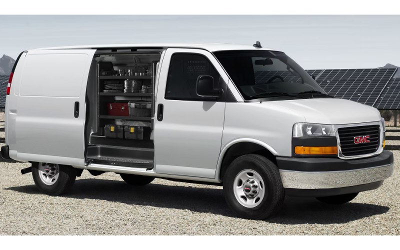 2025 Gmc Savana Cargo 2500 photo 4
