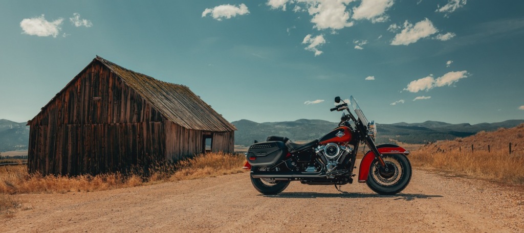 Touring Comfort and Versatility with the Harley-Davidson® Heritage Classic—Serving Evansville Riders