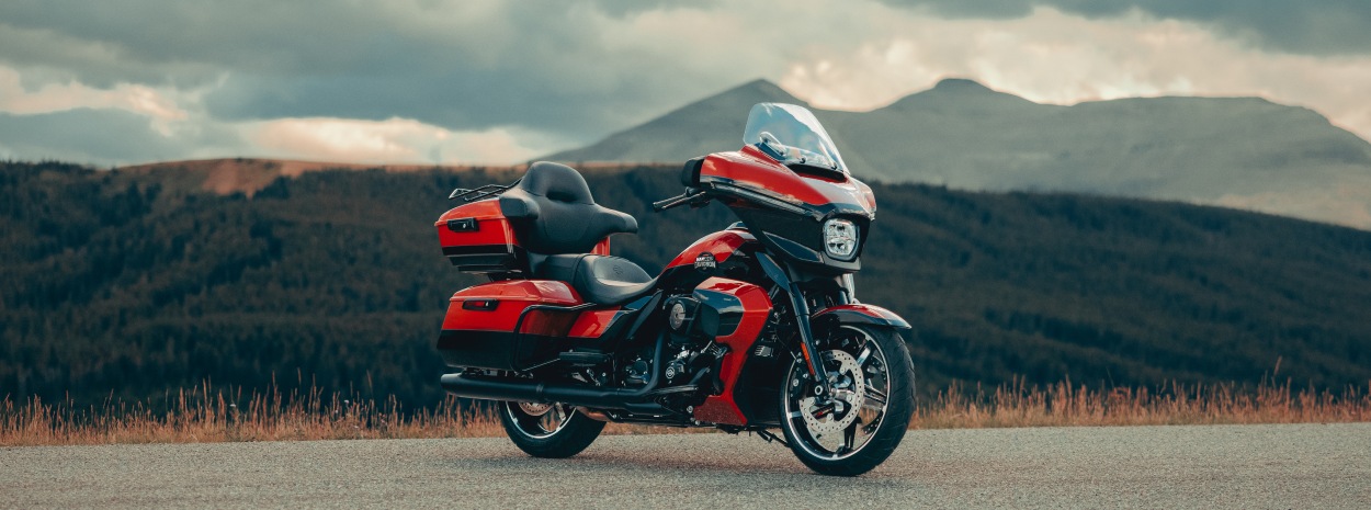 Touring Comfort & Technology: 2025 Harley-Davidson® Street Glide® Ultra for Riders near Hughesville, MD