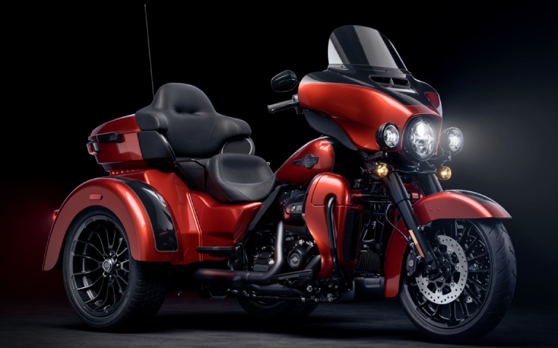 2025 Harley-Davidson® Tri Glide® Ultra Overview 2025 Harley-Davidson® Tri Glide® Ultra Overview