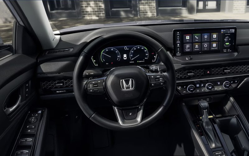 Cedar Rapids, IA - 2025 Honda Accord Hybrid Interior