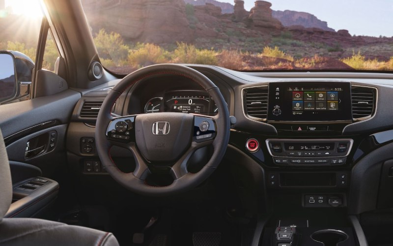 Iowa City, IA - 2025 Honda Passport Interior