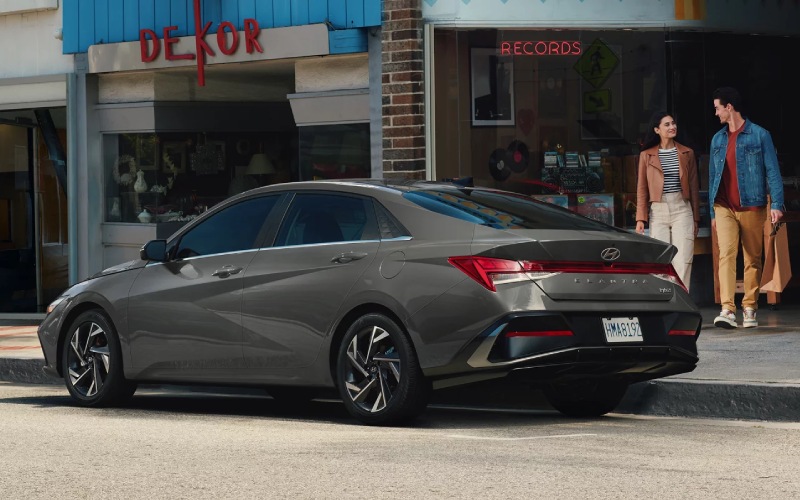 Anaheim, CA - 2025 Hyundai Elantra Hybrid's Mechanical