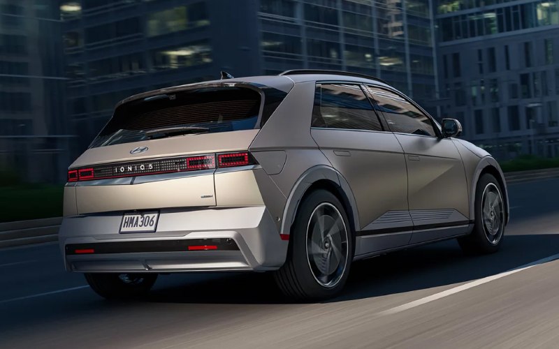 Lease vs Finance: What Makes More Sense for Drivers near Riverside, CA?