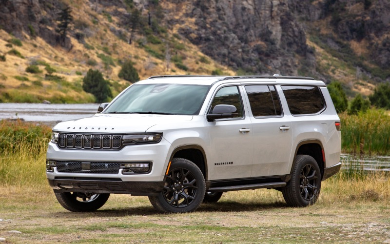 Why the 2025 Wagoneer L Is the Best Choice for Growing Families in McLean, VA