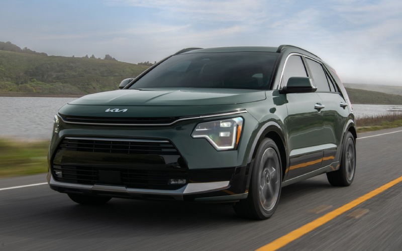 Denver, CO - 2025 Kia Niro Hybrid's Mechanical
