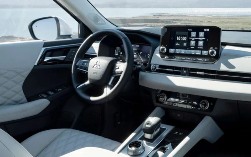 2025 Mitsubishi Outlander Plug-In Hybrid Trim Levels Explained near ...