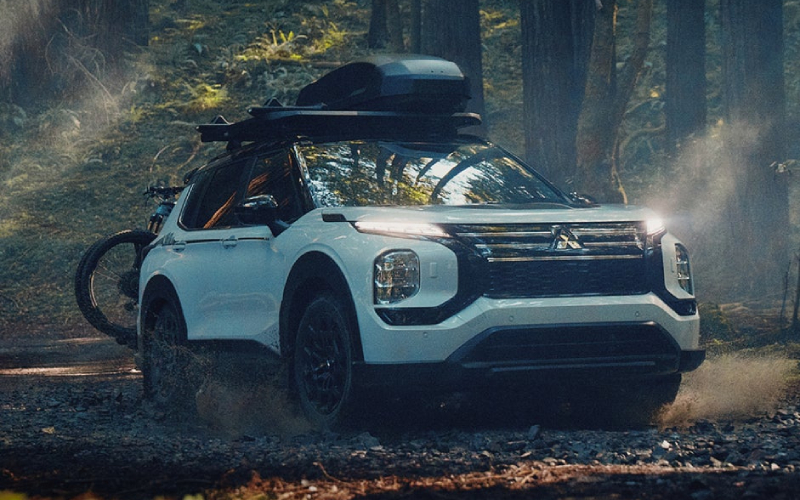 Southfield, MI - 2025 Mitsubishi Outlander Southfield, MI - 2025 Mitsubishi Outlander