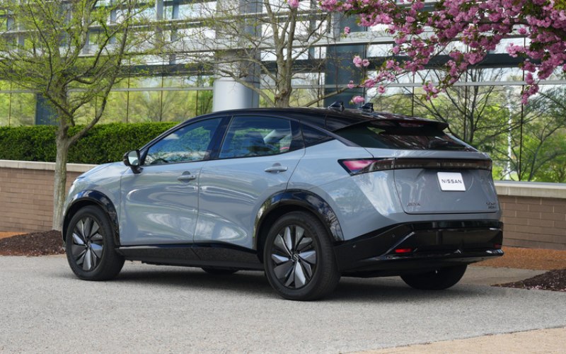 Nissan Dealer near McPherson, KS - 2025 Nissan ARIYA