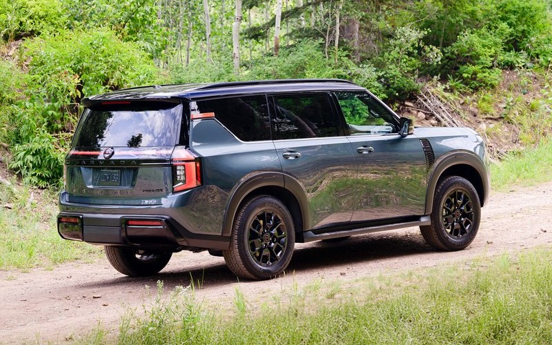 San Antonio, TX - 2025 Nissan Armada's exterior