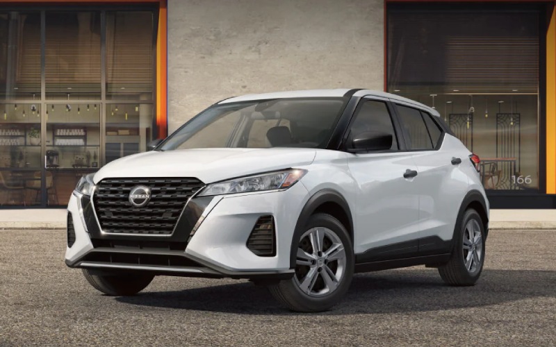 Discover Urban Adventure in the New 2025 Nissan Kicks Play near Salinas, CA