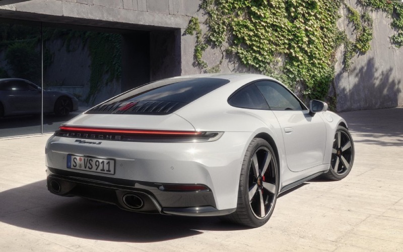 San Luis Obispo, CA - 2025 Porsche 911's Mechanical