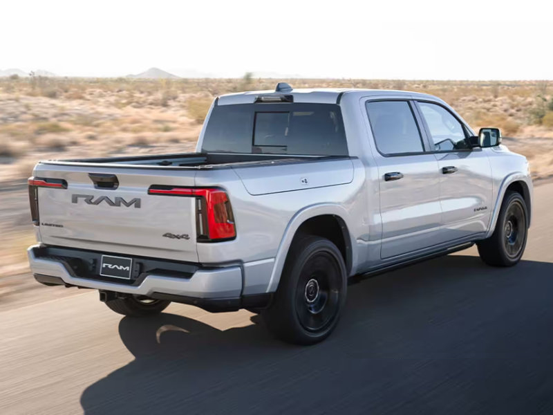 El Paso, TX - 2025 RAM Ramcharger's Exterior