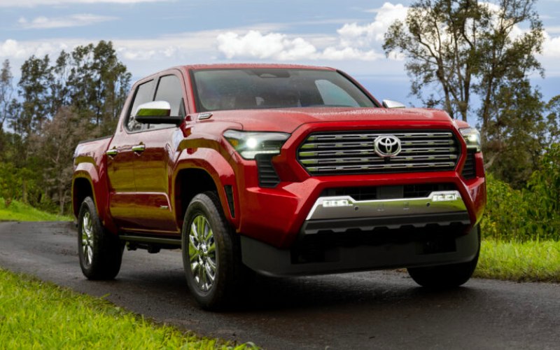 Warsaw, IN - 2025 Toyota Tacoma's Mechanical