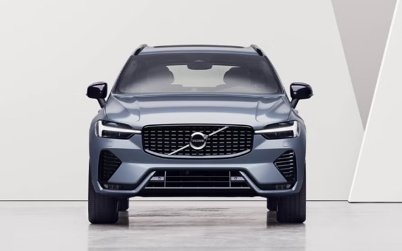 Denver, CO - 2025 Volvo XC60's Exterior