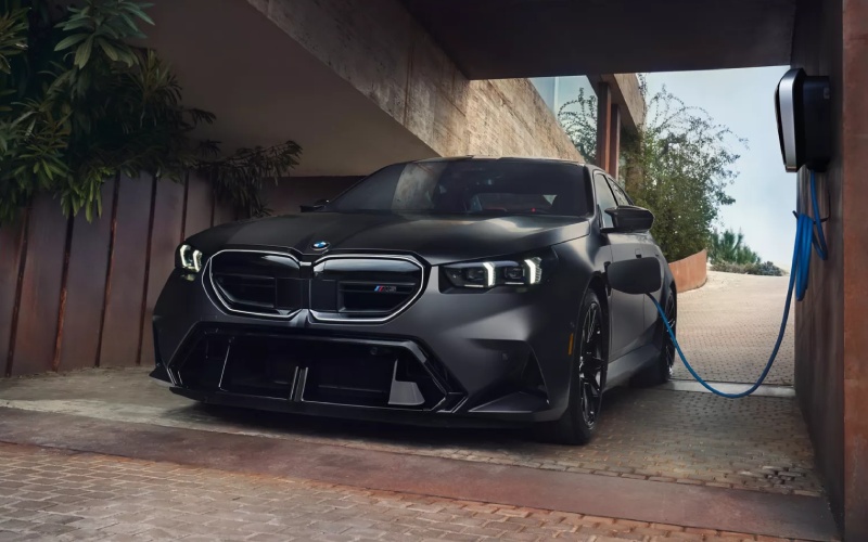 2027 BMW M5 - How It Stands Out