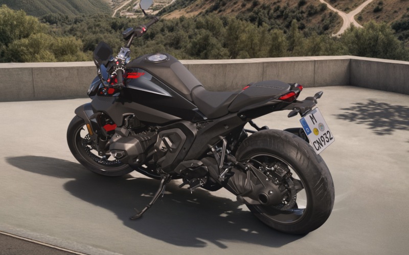 Step-by-Step Tips for Test Driving the 2026 BMW R 1300 R