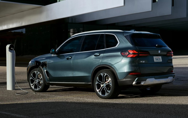 Santa Maria, CA - 2026 BMW X5's Exterior