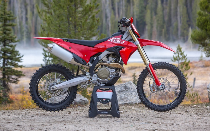 Is the Desmo450 EDX's Closed-Loop Traction Control Useful for Arlington, VA Off-Road Riders?