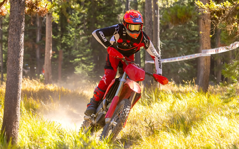 Suggested Accessories for the 2026 Ducati Desmo450 EDX Step-by-Step Tips for Test Driving the 2026 Ducati Desmo450 EDX