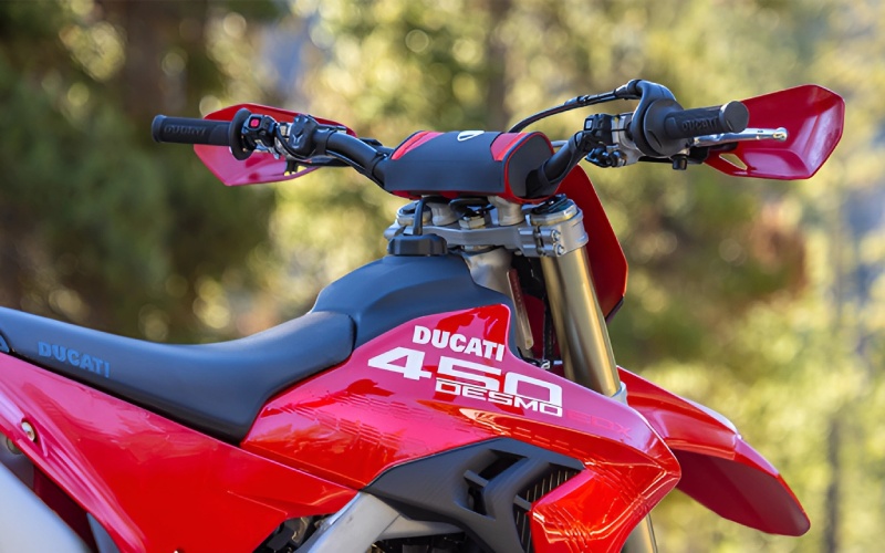 5 Key Reasons the 2026 Ducati Desmo450 EDX Stands Out near Baltimore, MD 5 Key Reasons the 2026 Ducati Desmo450 EDX Stands Out near Baltimore, MD