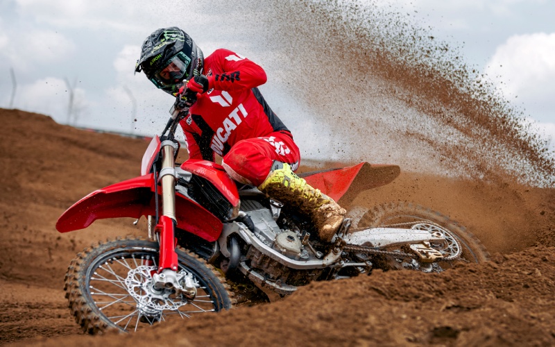 5 Key Reasons the 2026 Ducati Desmo450 MX Stands Out near Baltimore, MD 5 Key Reasons the 2026 Ducati Desmo450 MX Stands Out near Baltimore, MD