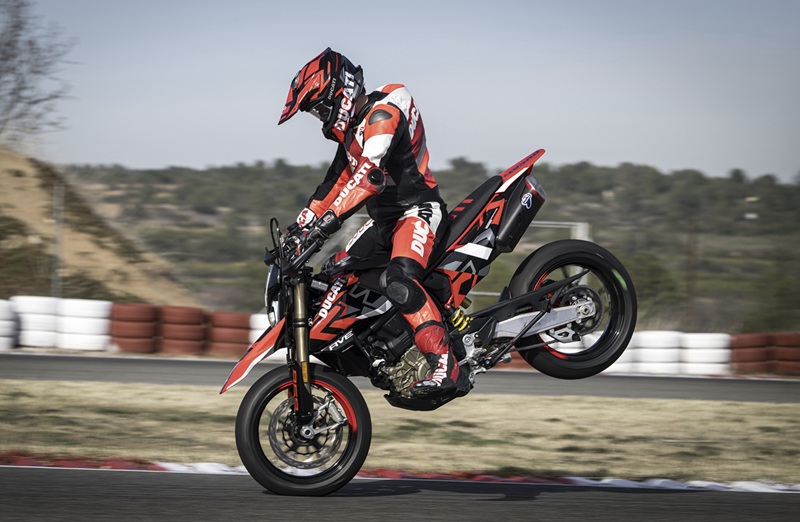 5 Buying Considerations Before You Choose Your Ducati Hypermotard 698 Mono